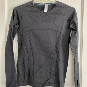 Iviva Girls longsleeve top with thumbholes size 14 black